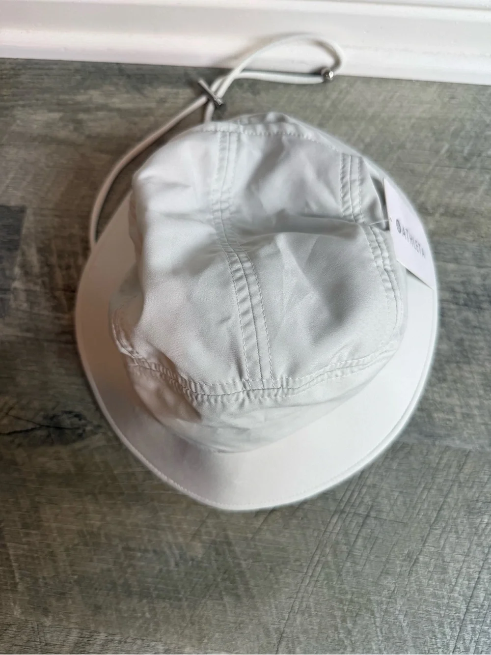 Athleta Lightweight Packable Excursion Trail Bucket Hat NWT S/M Drawstring Sage